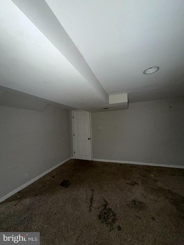 2507 E NORTHERN PKWY, Baltimore, MD 21214
