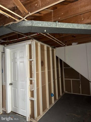 2507 E NORTHERN PKWY, Baltimore, MD 21214