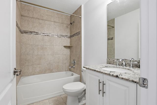5780 Monterra Club Drive, Lake Worth, FL 33463