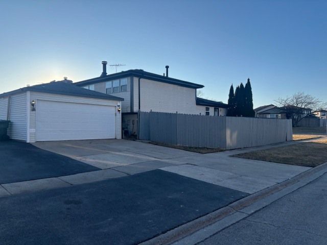 18143 IDLEWILD Drive, Country Club Hills, IL 60478