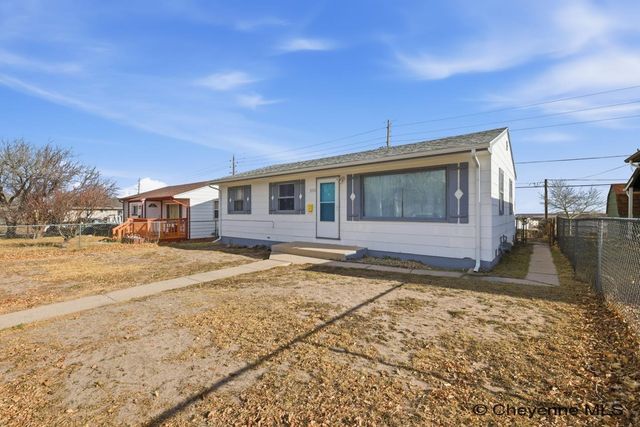 305 KAY AVE, Cheyenne, WY 82007