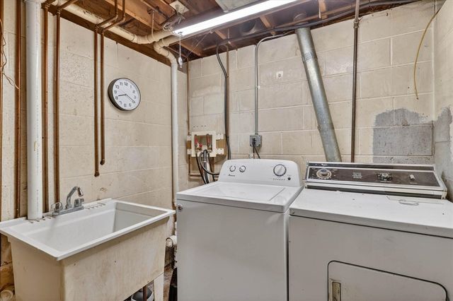 8365 S Spruce Avenue, Newaygo, MI 49337