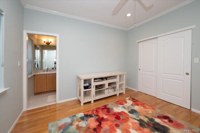 113 Windwatch Drive, Hauppauge, NY 11788