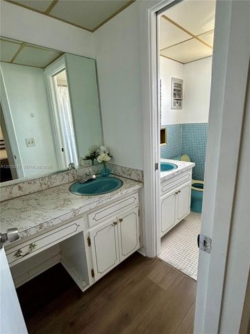 215 SE 3rd Ave 408C, Hallandale Beach, FL 33009