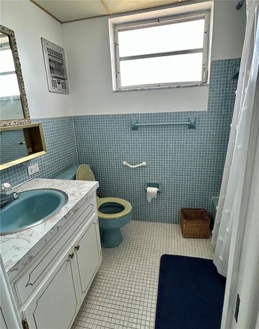 215 SE 3rd Ave 408C, Hallandale Beach, FL 33009