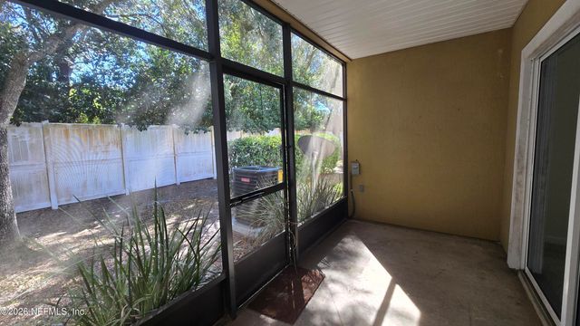 6180 HIGH TIDE Boulevard, Jacksonville, FL 32258