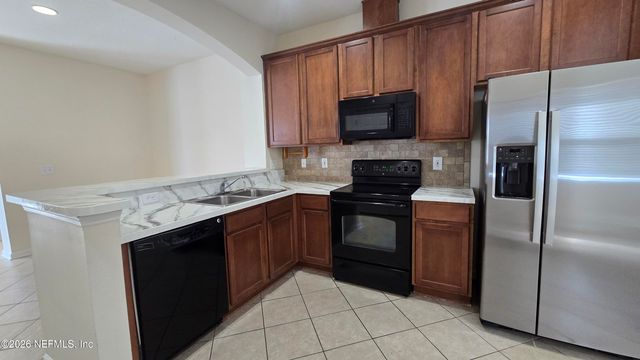 6180 HIGH TIDE Boulevard, Jacksonville, FL 32258