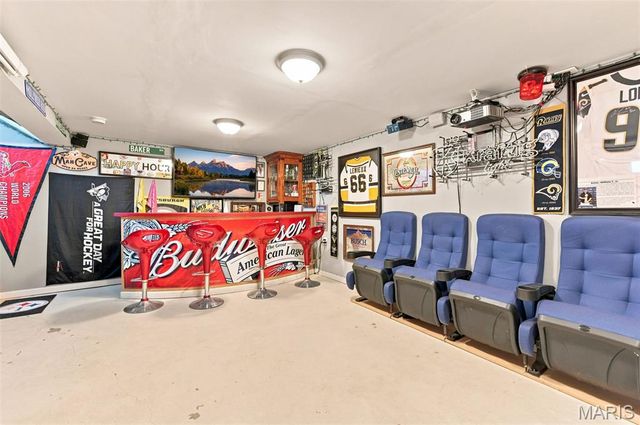 111 Arras Drive, St Louis, MO 63129