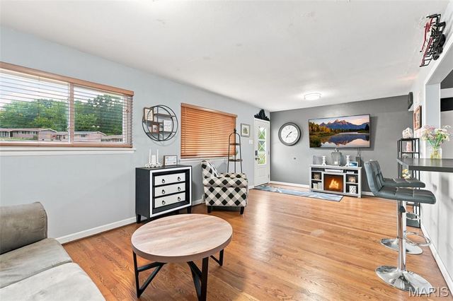 111 Arras Drive, St Louis, MO 63129