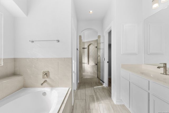 6918 Comanche Cougar, San Antonio, TX 78233