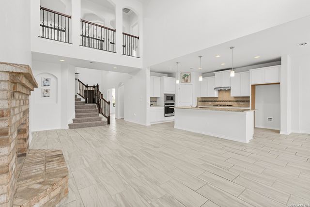 6918 Comanche Cougar, San Antonio, TX 78233