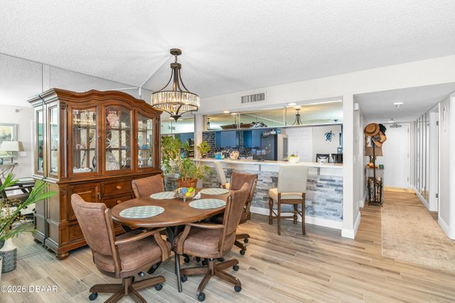 2425 S Atlantic Ave Apt 406, Daytona Beach Shores, FL 32118