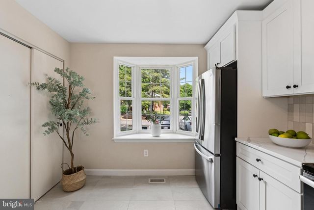42 HAMLET DR, Owings Mills, MD 21117