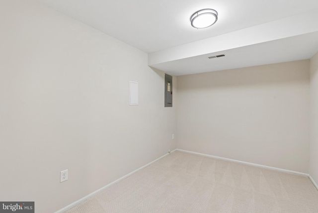 42 HAMLET DR, Owings Mills, MD 21117