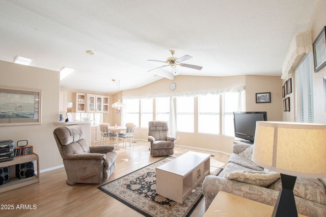 5735 E MCDOWELL Road 410, Mesa, AZ 85215