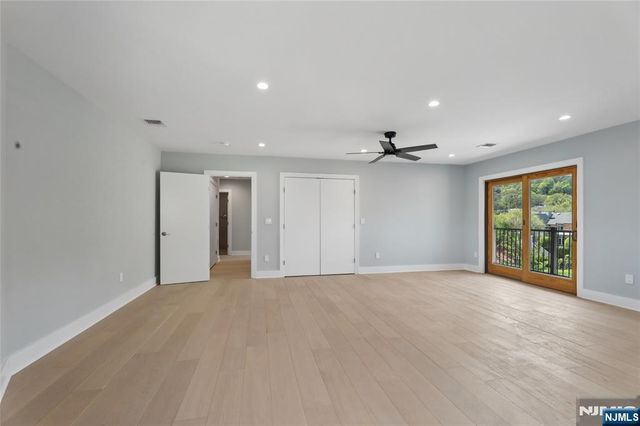 1225 River Road 4D, Edgewater, NJ 07020