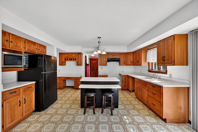 3110 Sherman COURT, South Milwaukee, WI 53172