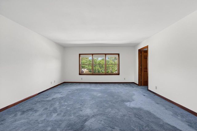 3110 Sherman COURT, South Milwaukee, WI 53172