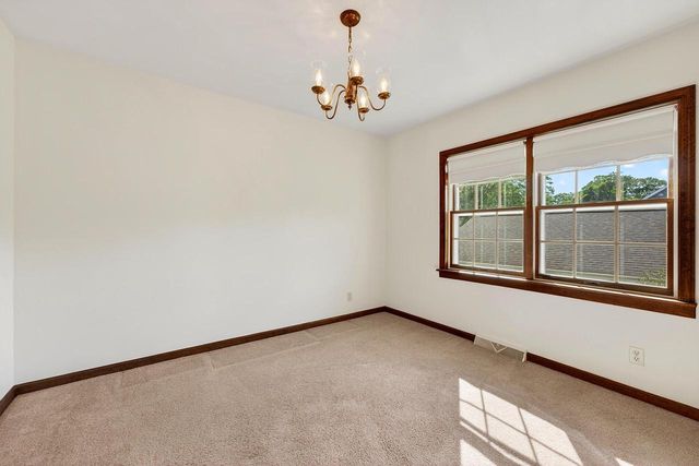 3110 Sherman COURT, South Milwaukee, WI 53172