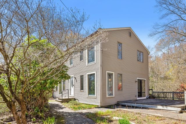 19 Orchard Ln, Holliston, MA 01746