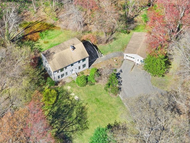 19 Orchard Ln, Holliston, MA 01746
