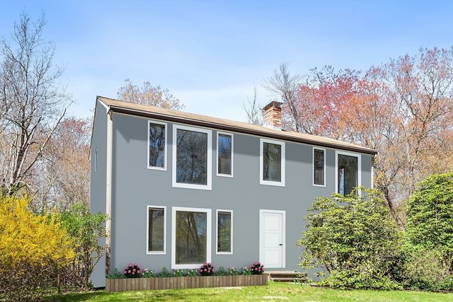 19 Orchard Ln, Holliston, MA 01746