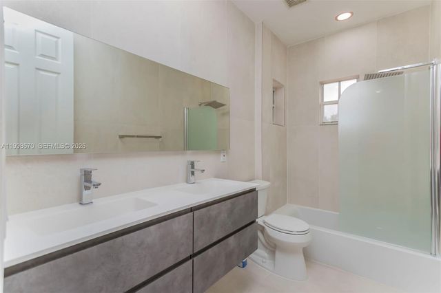 3520 SW 195th Ave, Miramar, FL 33029