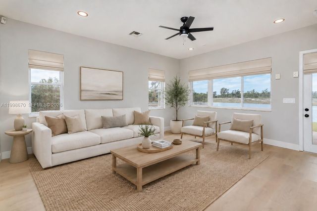 3520 SW 195th Ave, Miramar, FL 33029