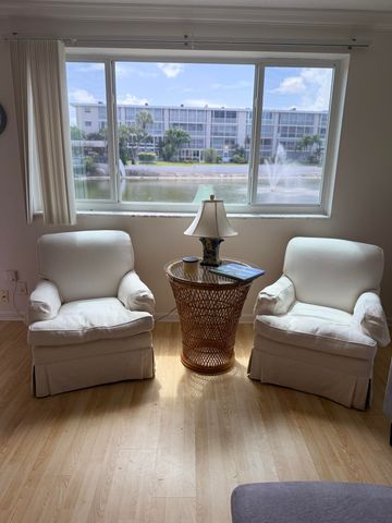 2616 N Gardens Drive 105, Lake Worth, FL 33461