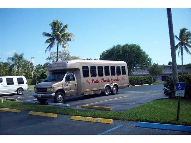 2616 N Gardens Drive 105, Lake Worth, FL 33461