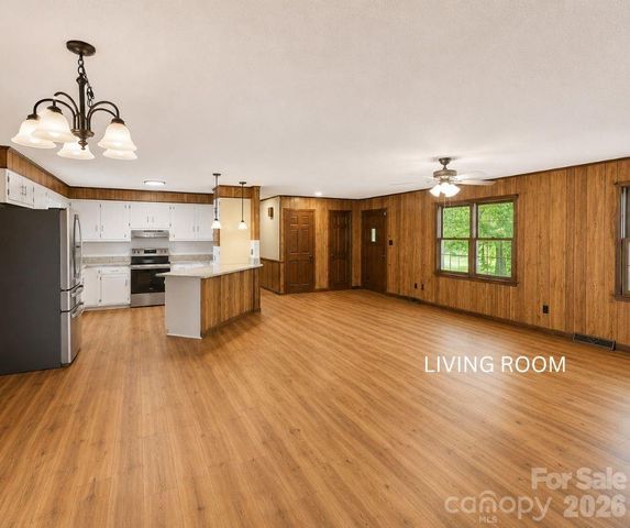 752 Hephzibah Church Road, Crouse, NC 28033