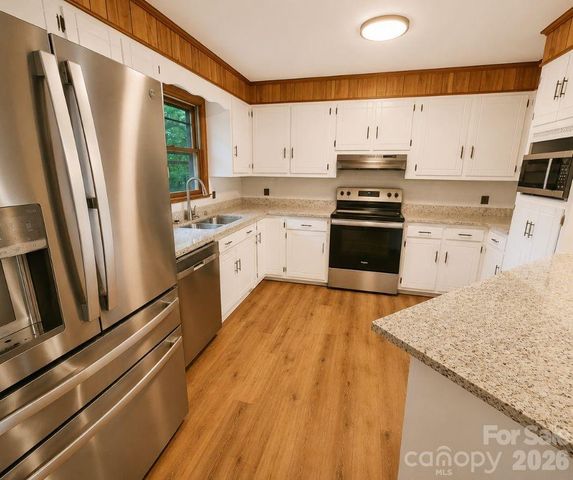 752 Hephzibah Church Road, Crouse, NC 28033