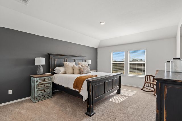 943 Buttercup Drive, Pilot Point, TX 76258