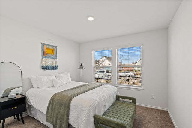 943 Buttercup Drive, Pilot Point, TX 76258