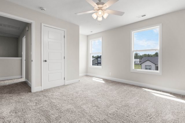 2693 Brewster Dr, Clarksville, TN 37042