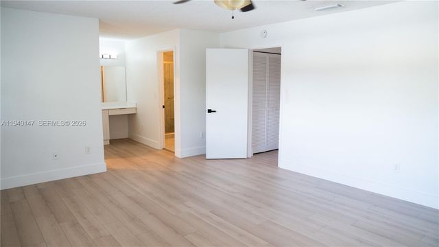 9023 SW 113th Place Cir W, Miami, FL 33176