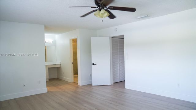 9023 SW 113th Place Cir W, Miami, FL 33176