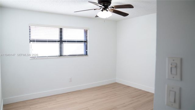 9023 SW 113th Place Cir W, Miami, FL 33176