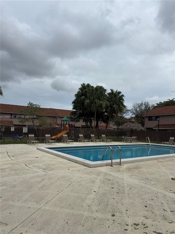 9023 SW 113th Place Cir W, Miami, FL 33176