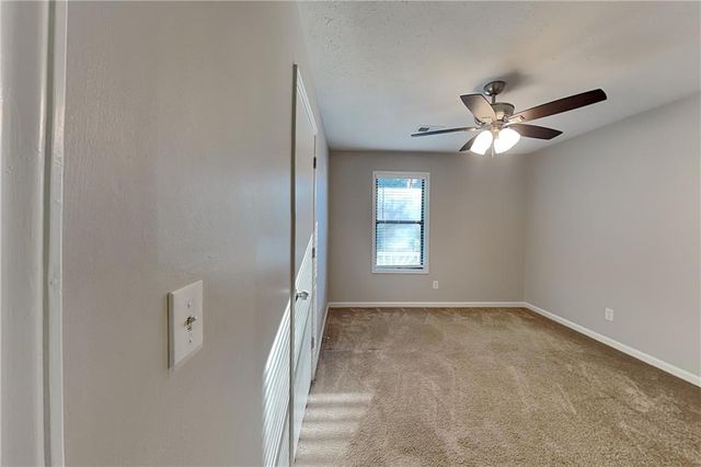 1809 River Rock Trail, Woodstock, GA 30188