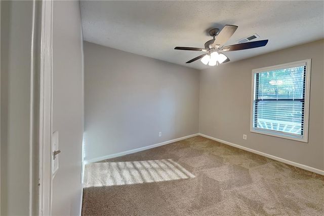 1809 River Rock Trail, Woodstock, GA 30188