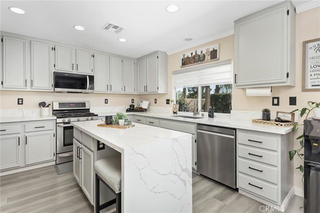 2601 W Meyers Road, San Bernardino, CA 92407