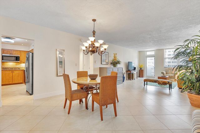 4250 Galt Ocean Drive 10J, Fort Lauderdale, FL 33308