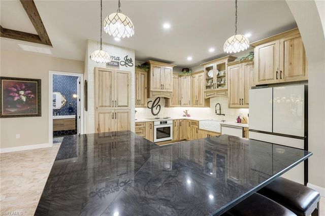 2709 NW 41st AVE, Cape Coral, FL 33993