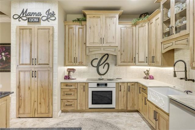 2709 NW 41st AVE, Cape Coral, FL 33993