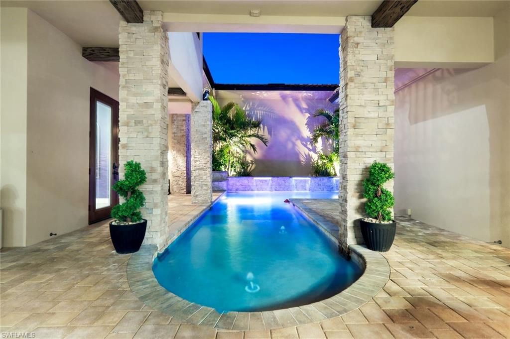 Image 5 of property listing at 2709 NW 41st AVE, Cape Coral, FL 33993