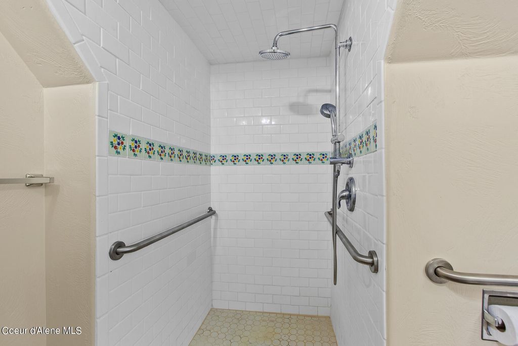 6425 S THIRTEEN HUNDRED RD, Coeur d'Alene, ID 83814 photo 13