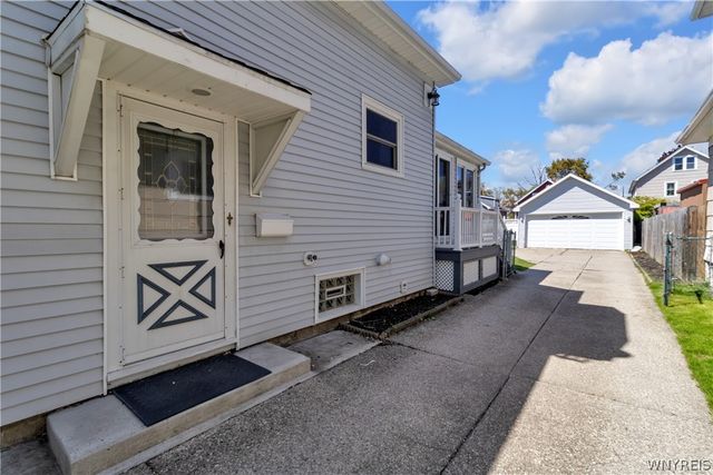 40 Shenandoah Road, Buffalo, NY 14220