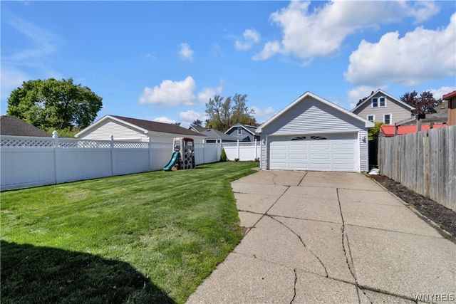 40 Shenandoah Road, Buffalo, NY 14220