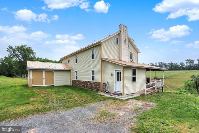 267 HOBBY HORSE LN, Millersburg, PA 17061